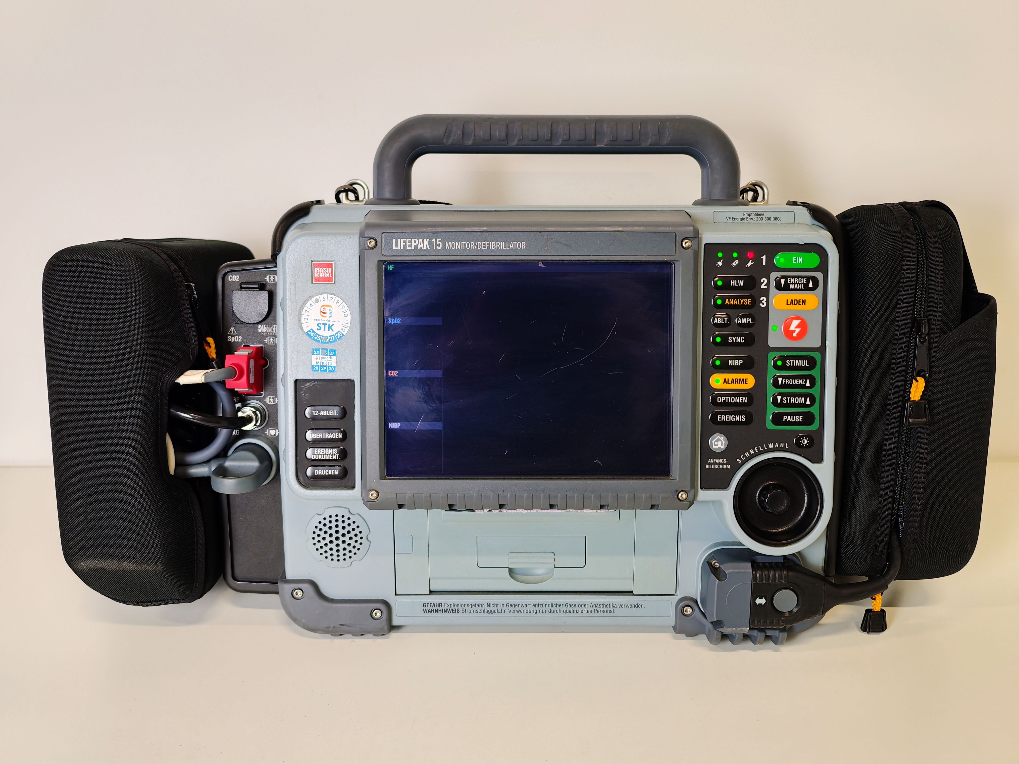 Physio-Control LIFEPAK 15 Defibrillator – Komplettset Baujahr 2009 (LP-010)