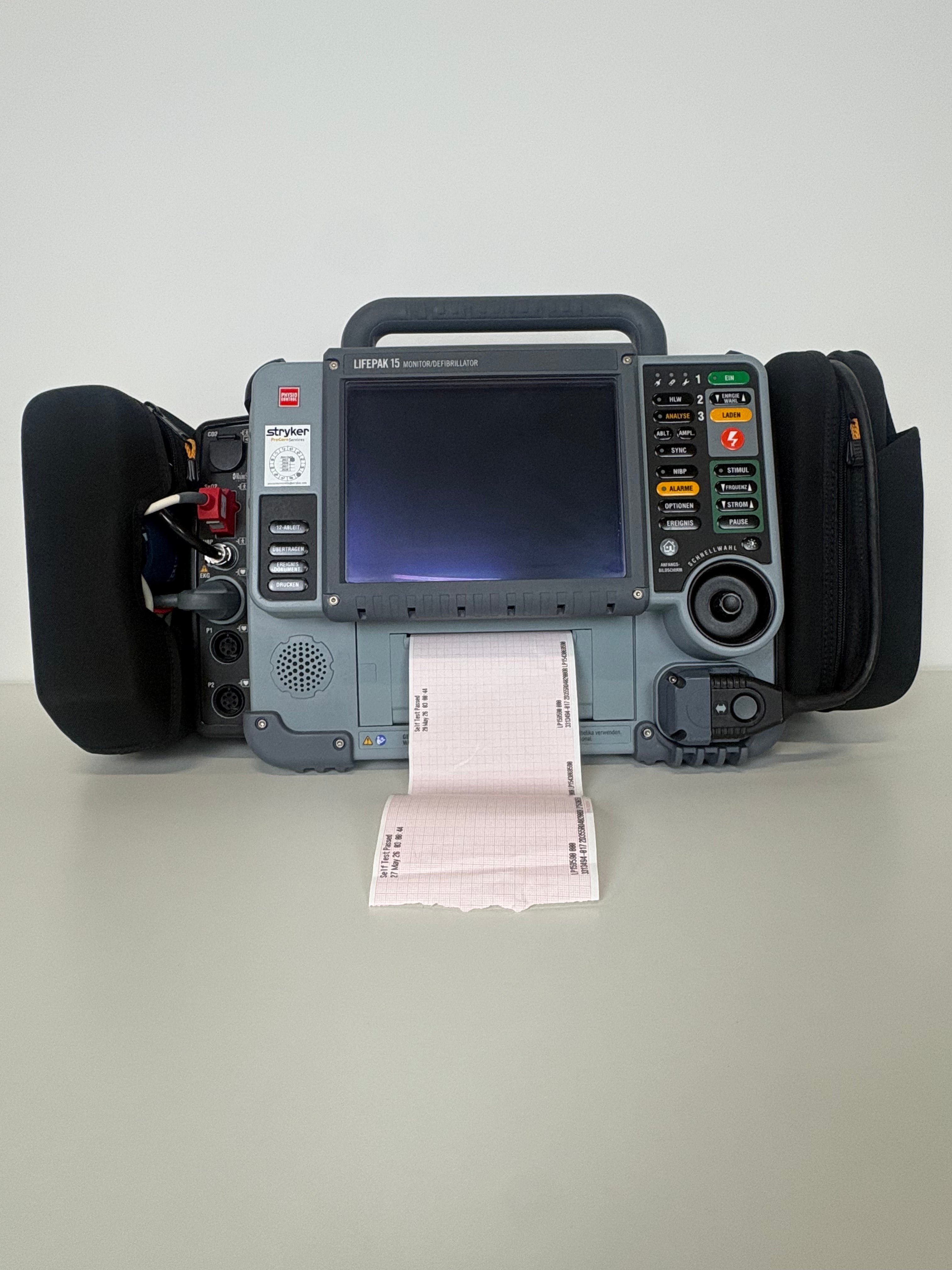 Physio-Control LIFEPAK 15 Defibrillator – Komplettset Baujahr 2009 (LP-004)