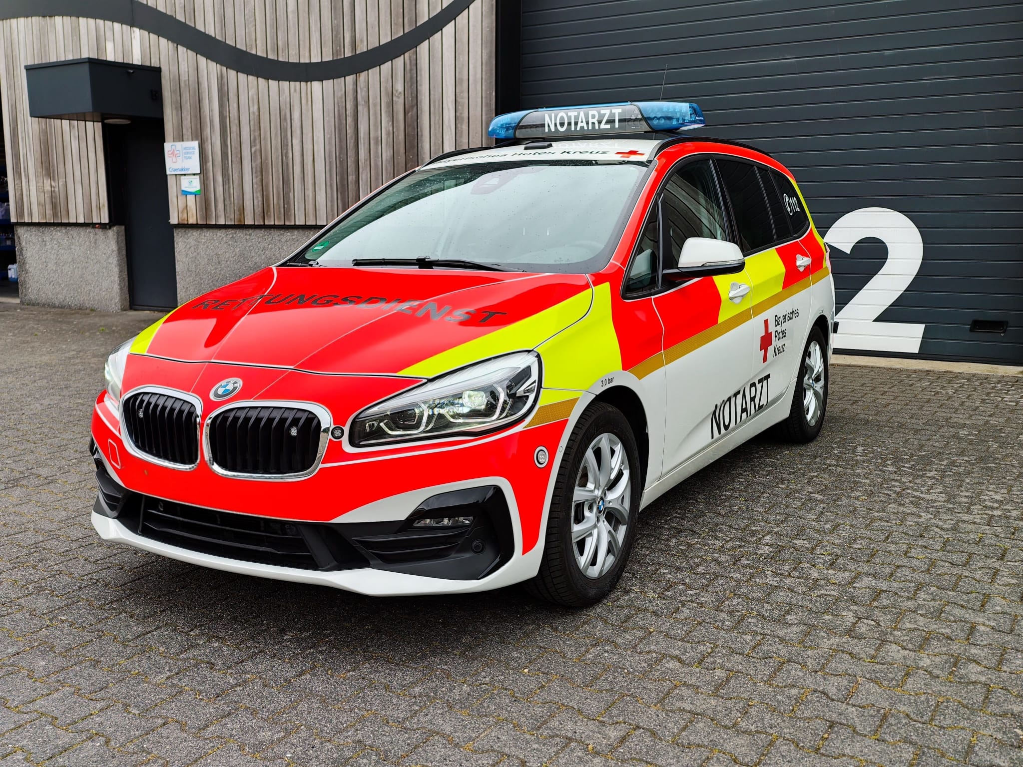 BMW 220d xDrive Notarztfahrzeug (2022) – Sofort Einsatzbereit | TOP Zustand | Nur 88.000 km