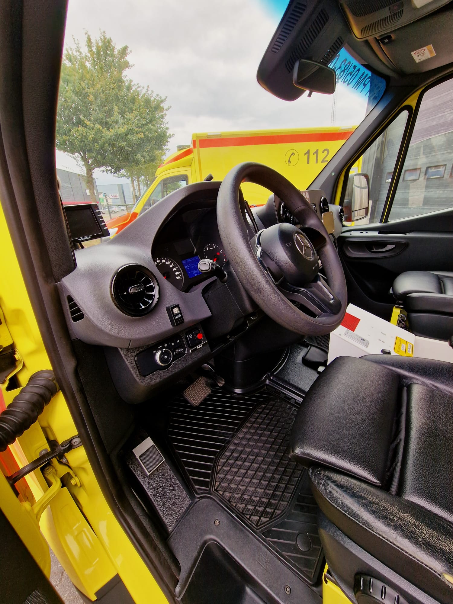 Mercedes Sprinter 516 CDI Rettungswagen / RTW