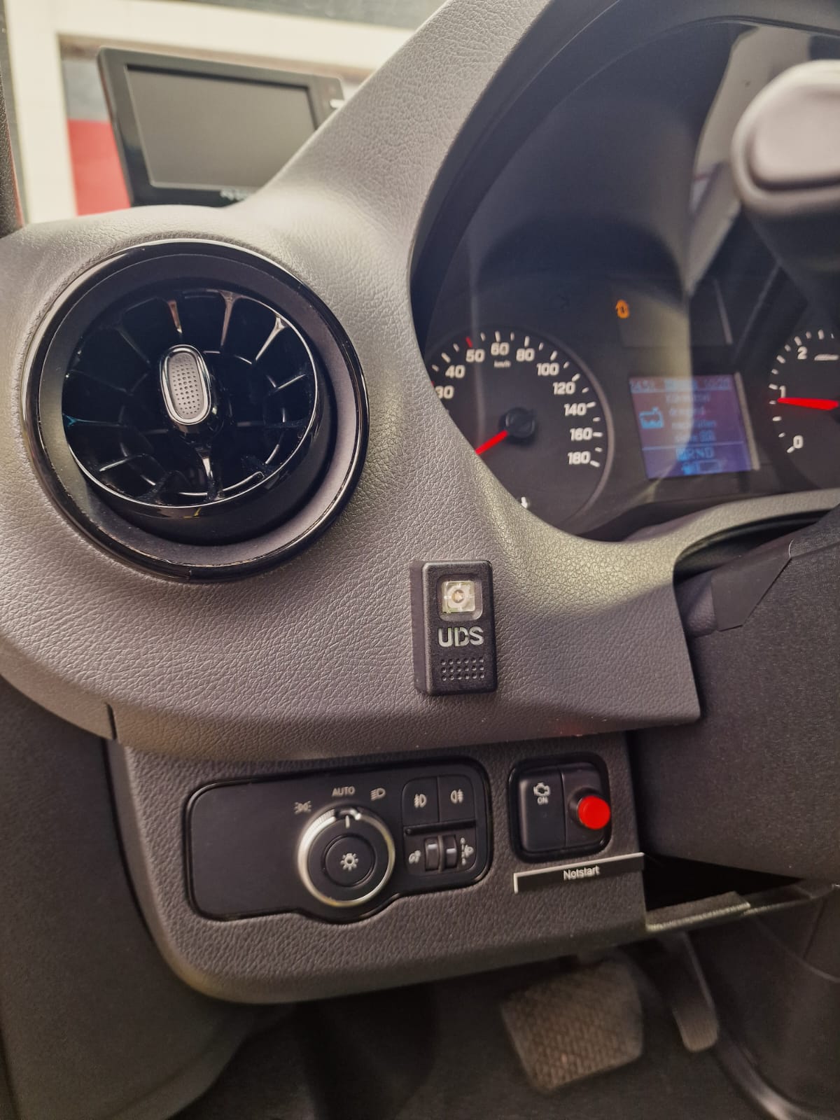 Mercedes Sprinter 516 CDI Rettungswagen / RTW