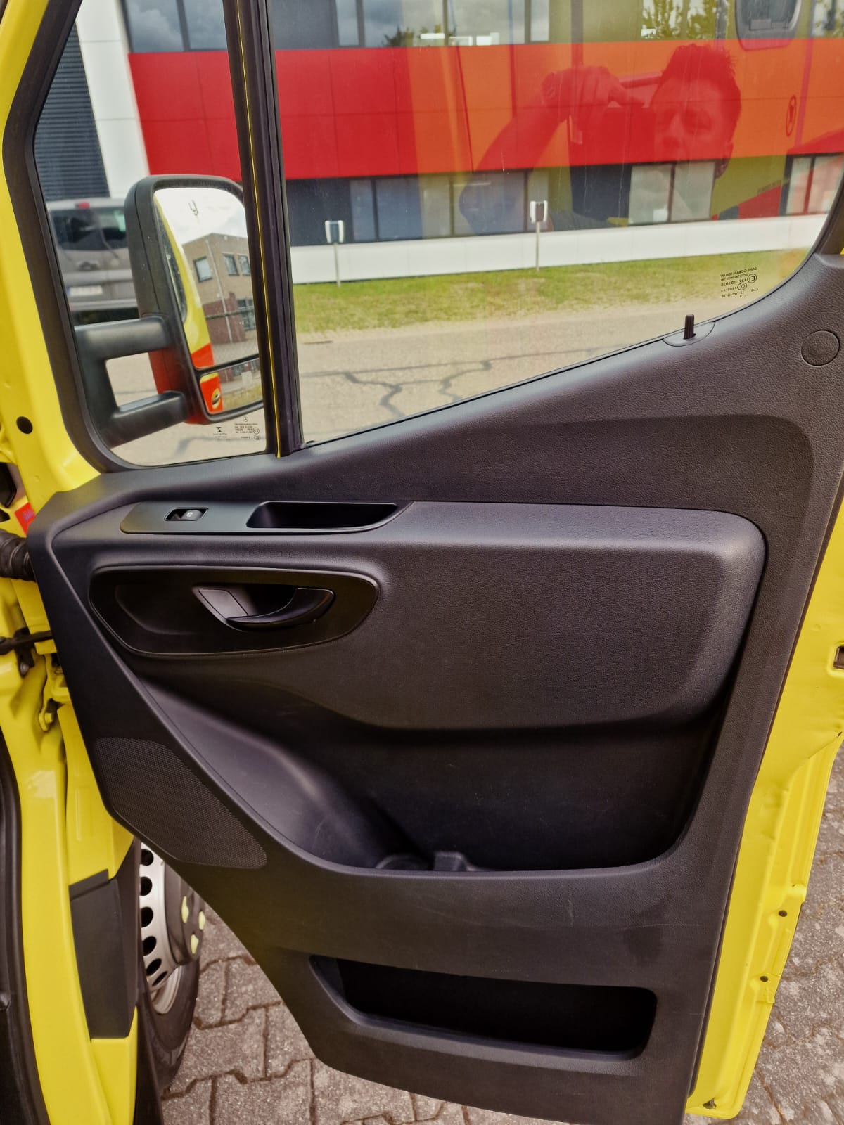 Mercedes Sprinter 516 CDI Rettungswagen / RTW