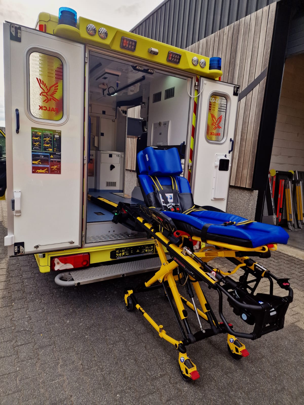 Mercedes Sprinter 516 CDI Rettungswagen / RTW
