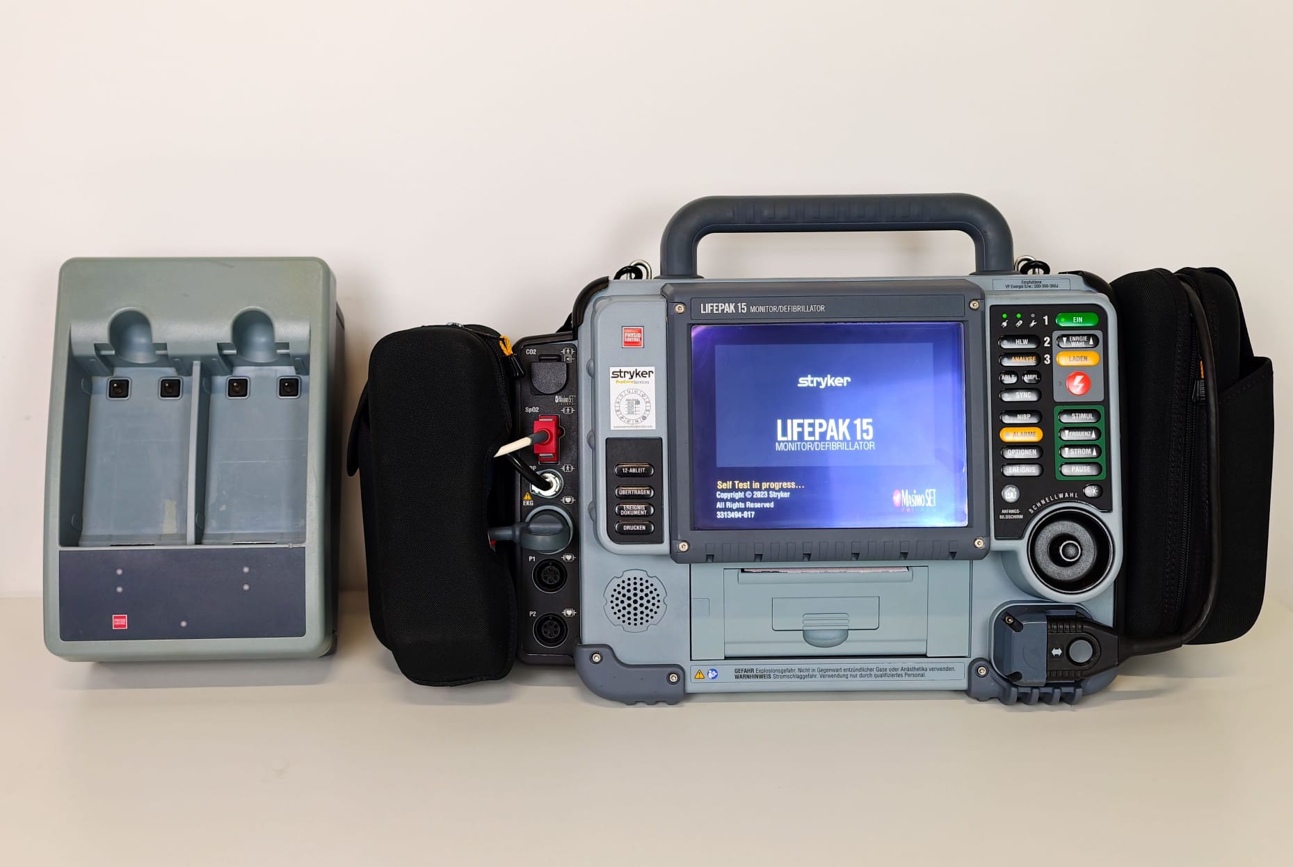 LIFEPAK 15 Defibrillator/Monitor – Baujahr 2014 LP-001