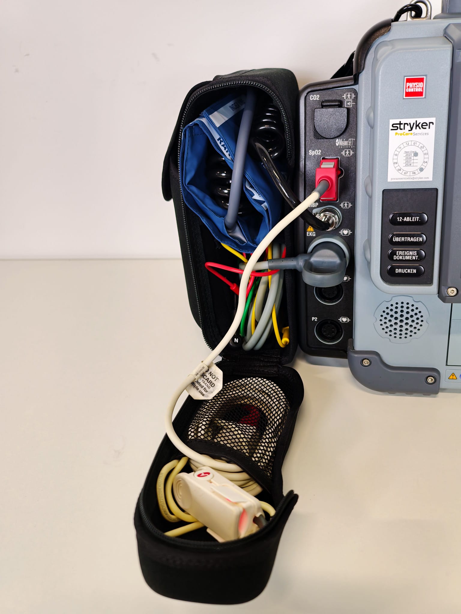 Physio-Control LIFEPAK 15 Defibrillator – Komplettset Baujahr 2014 (LP-005)