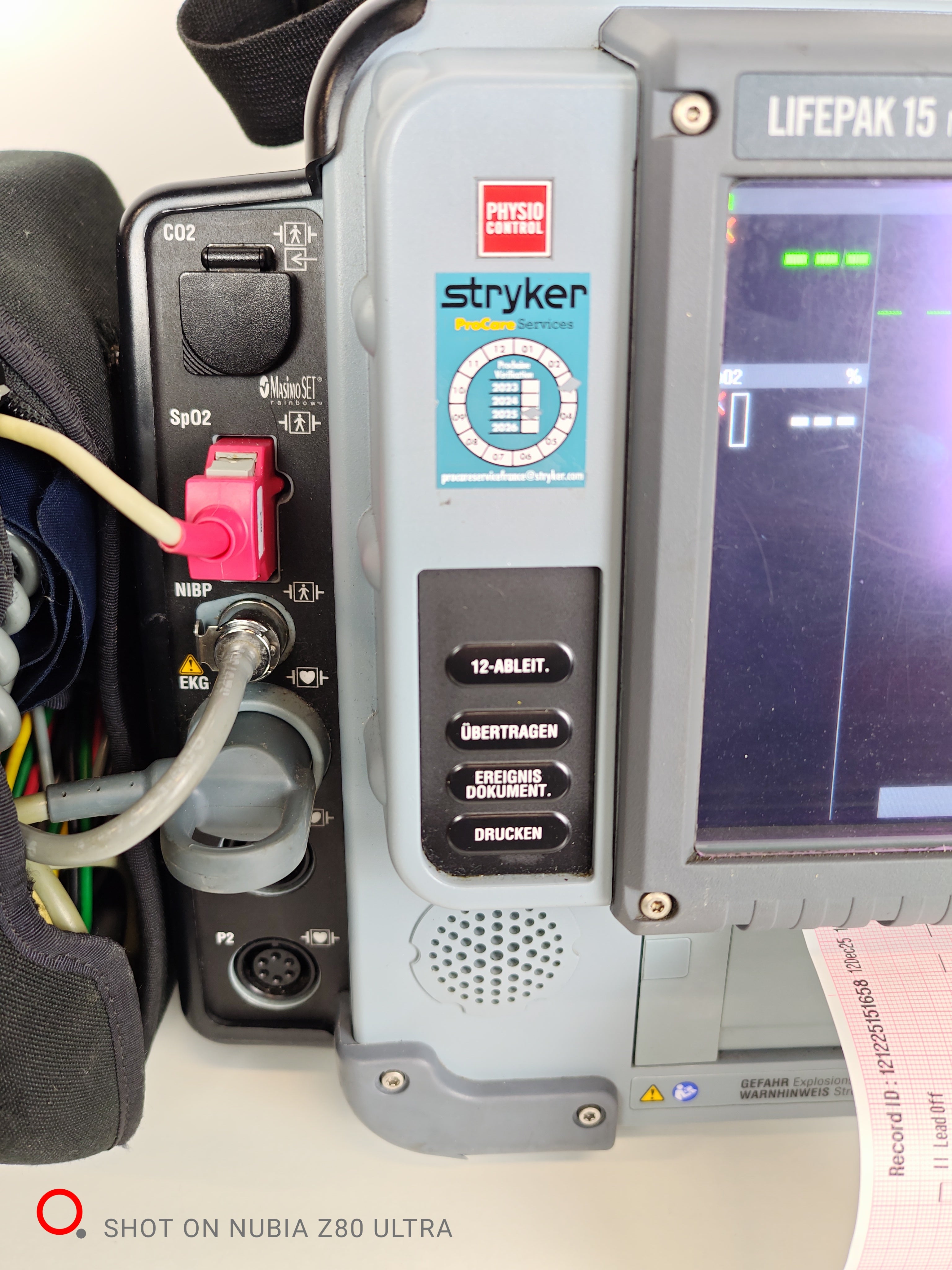 Defibrillator Lifepak 15, Medtronic- Stryker LP-010