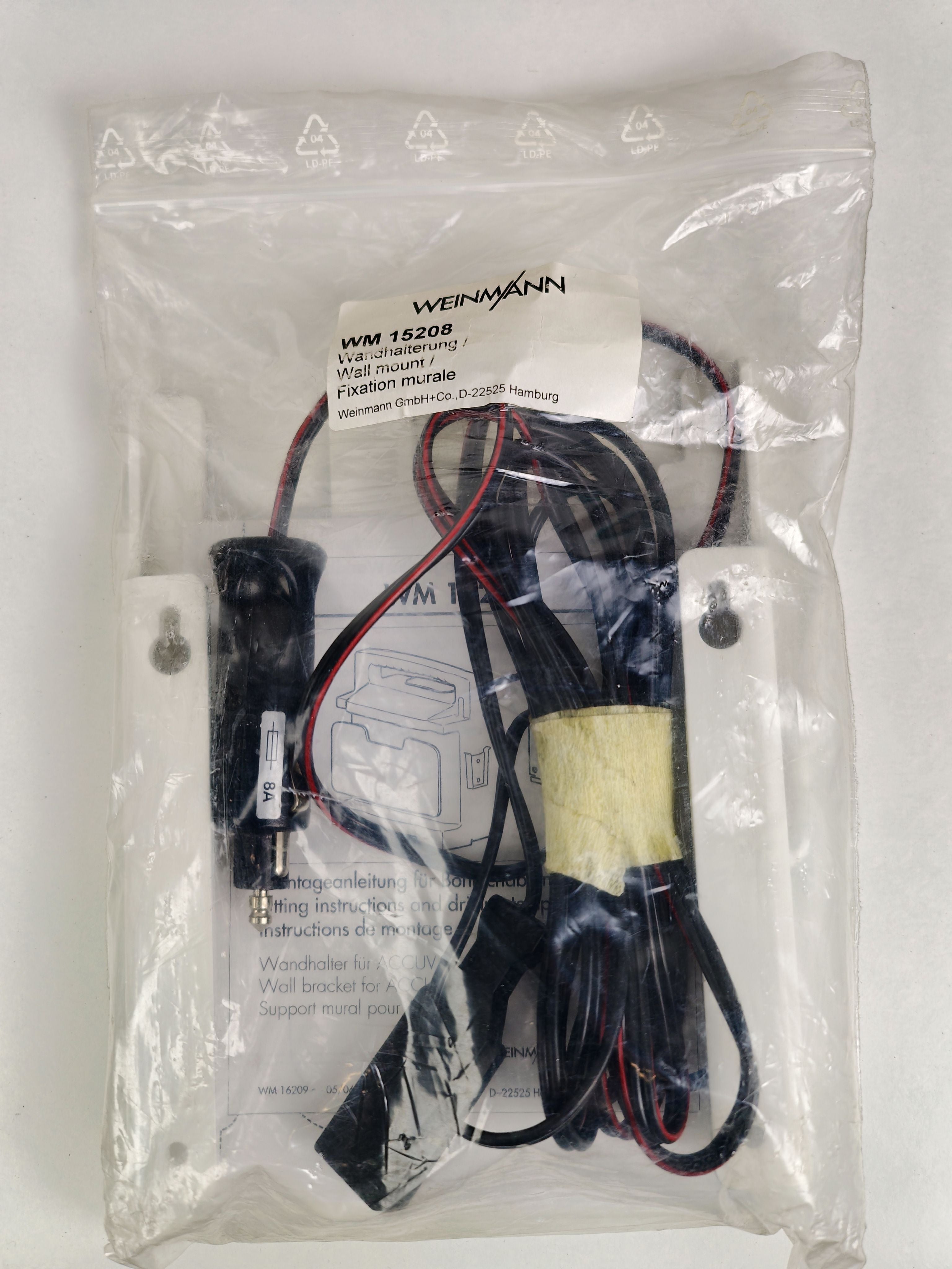 Weinmann ACCUVAC PRO – Absauggerät inkl. Wandhalterung / 12V-Ladegerät